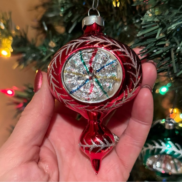 Vintage 1960’s Set Of 3 Mercury Glass Indent Ornaments Hand painted - Picture 4 of 8